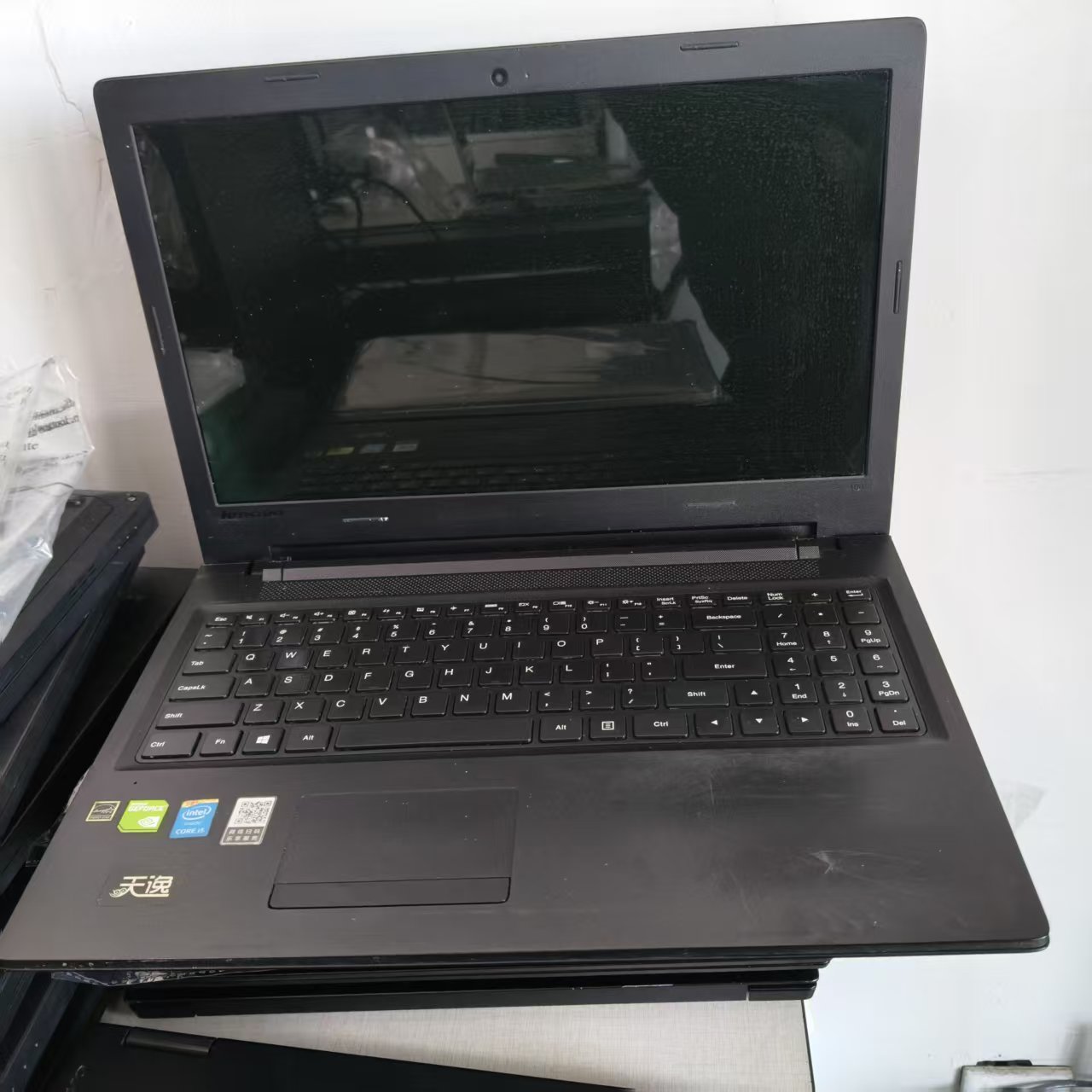PC Portable Lenovo 100e – Écran 11.6"/12" – Intel – 4 Go RAM – 128 Go Stockage