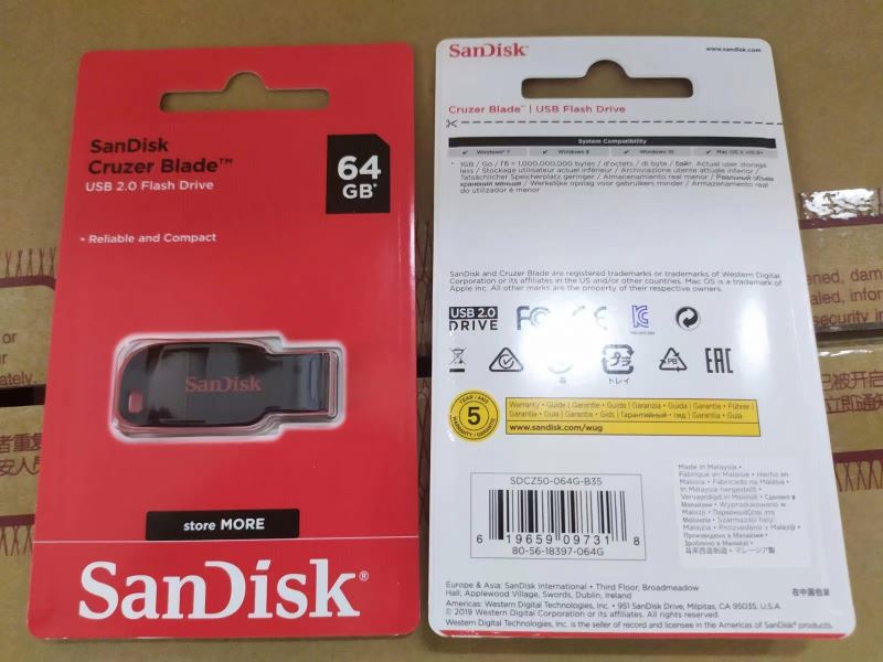 Clé USB SanDisk Cruzer Blade 64 Go –